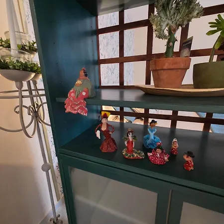 Poly's House * توماريس