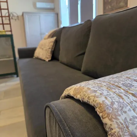 Apartment Poly's House